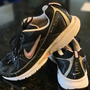 Ladies black and pink Nike